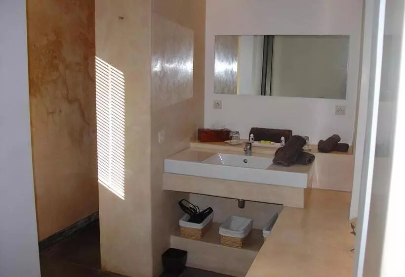 اتاق لوکس, La Villa & Spa