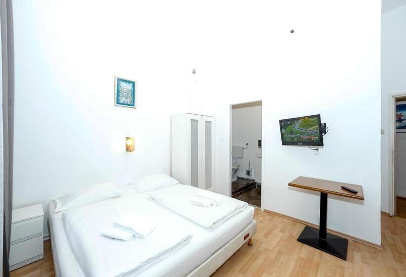 اتاق استاندارد, Very Central, 5 Min To City Center, Self Check In