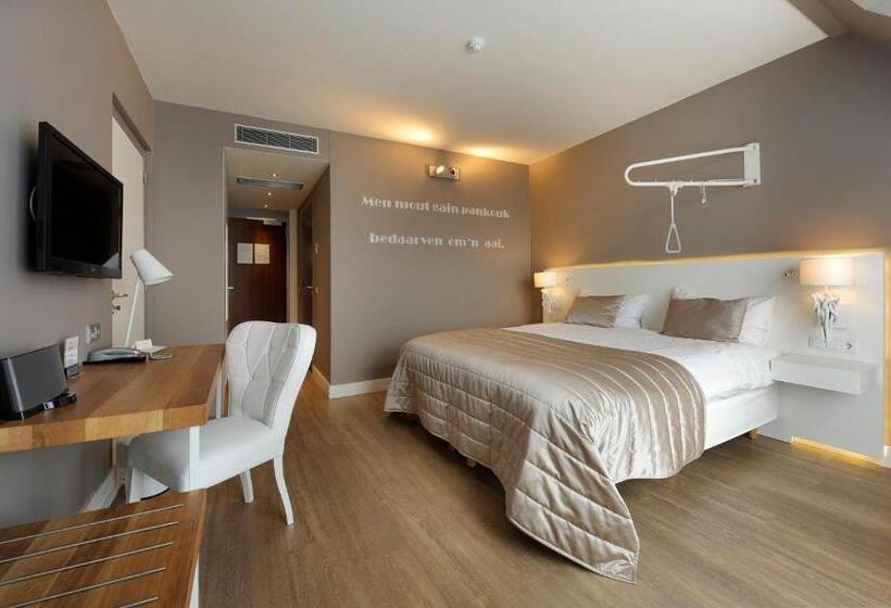 חדר סופריור מותאם לאדם עם מוגבלויות, Van Der Valk Hotel Groningen Westerbroek