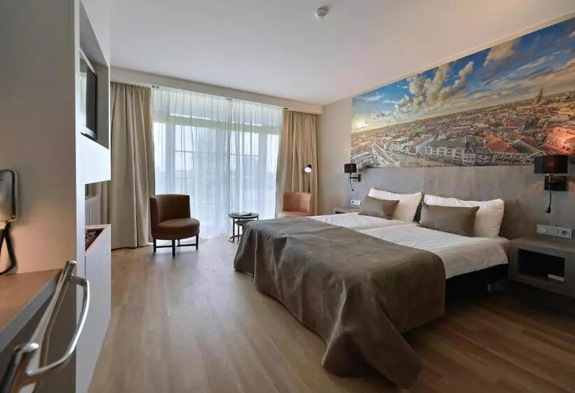 バルコニー付きスーペリアルーム, Van Der Valk Hotel Groningen Westerbroek