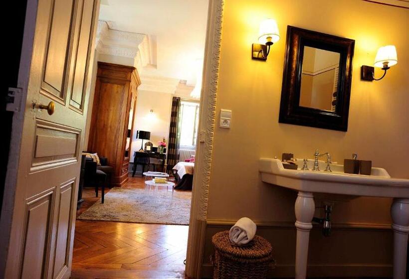 Полулюкс, Château Clément Teritoria