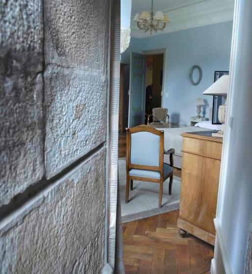 Полулюкс, Château Clément Teritoria