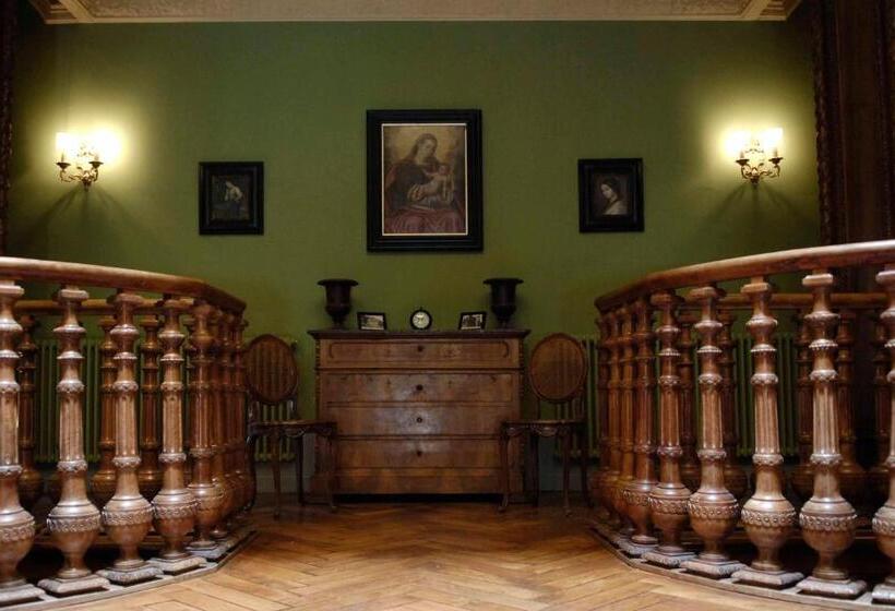 Полулюкс, Château Clément   Teritoria