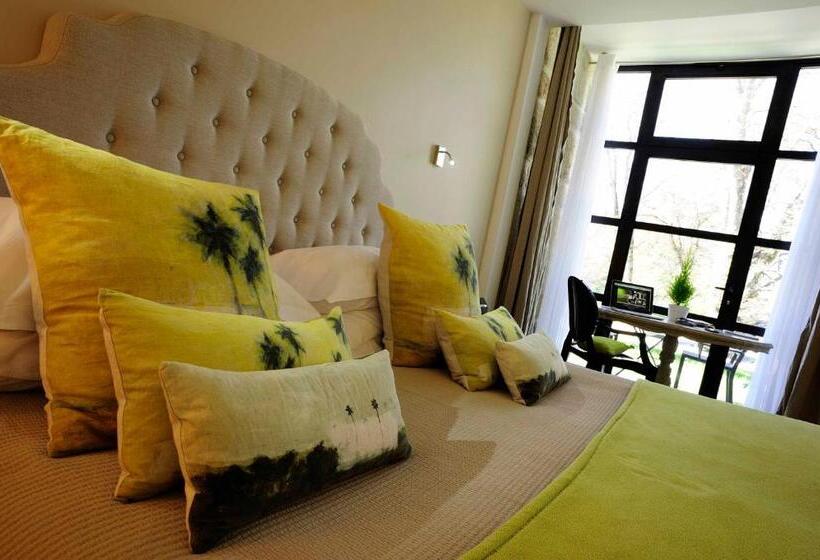 Люкс, Château Clément Teritoria