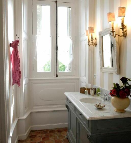 Номер Стандарт, Château Clément Teritoria