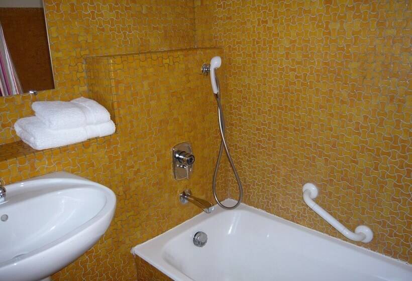 标准间, Cit Hotel Aéro