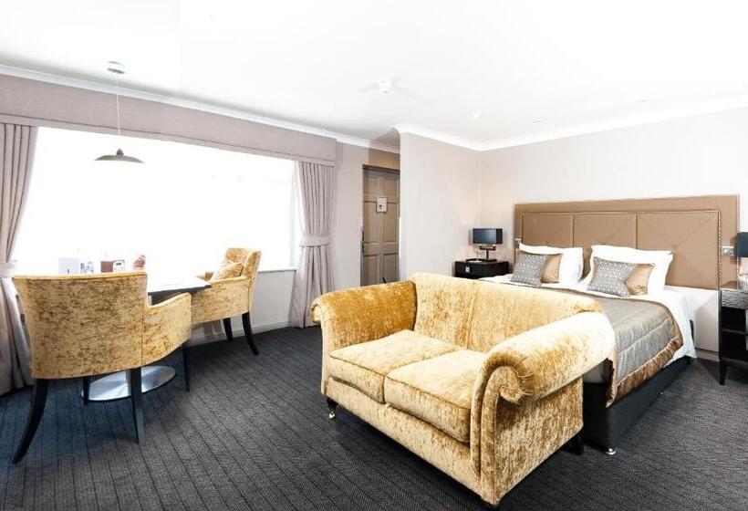 חדר אקזקיוטיב, Foxhills Club & Resort