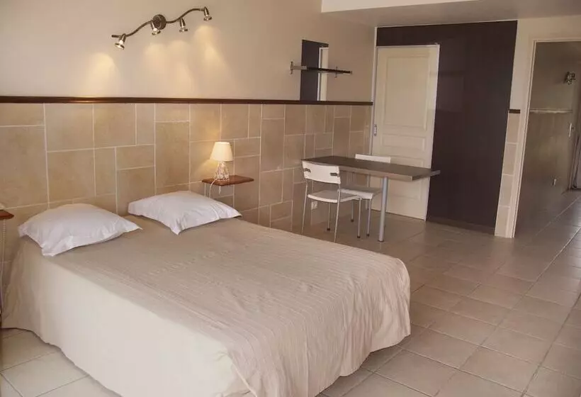ファミリールーム, Hôtel Et Studios Les Amandiers