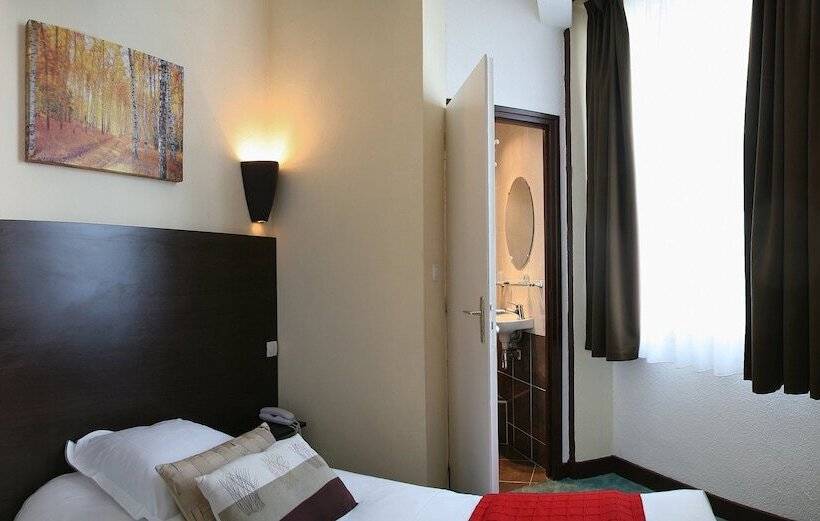 标准单人间, Hôtel Le Keroman