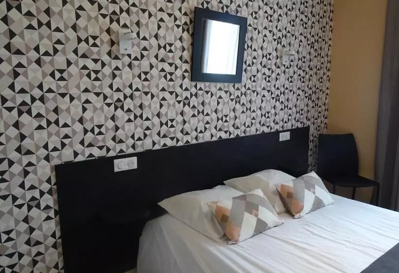 スタンダードルーム, Hôtel Ambroise