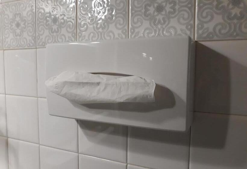 غرفة قياسية, Hôtel Ambroise