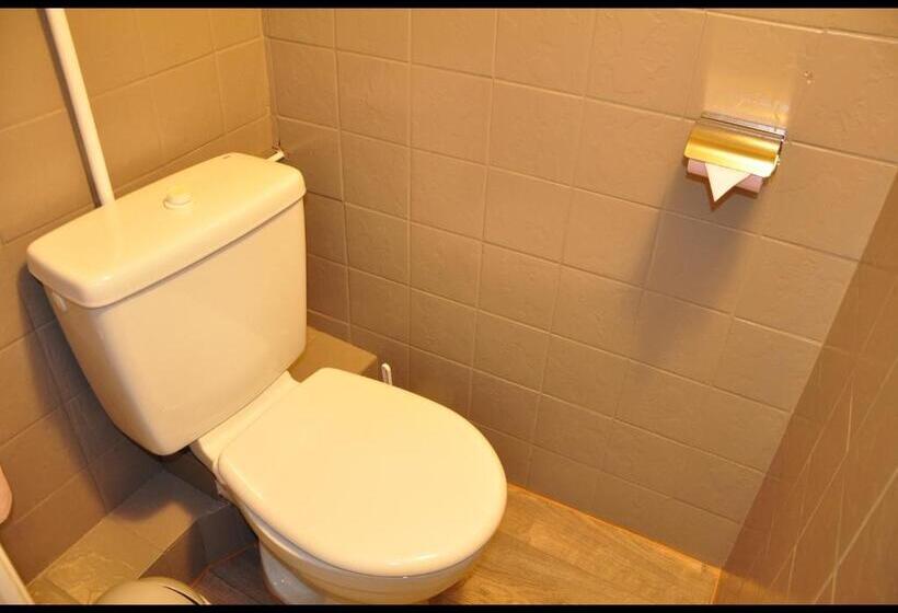 スタンダードトリプルルーム, Select