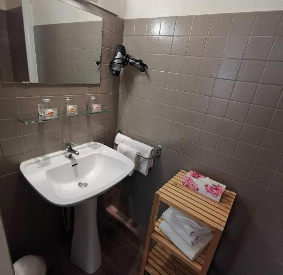 スタンダードトリプルルーム, Select