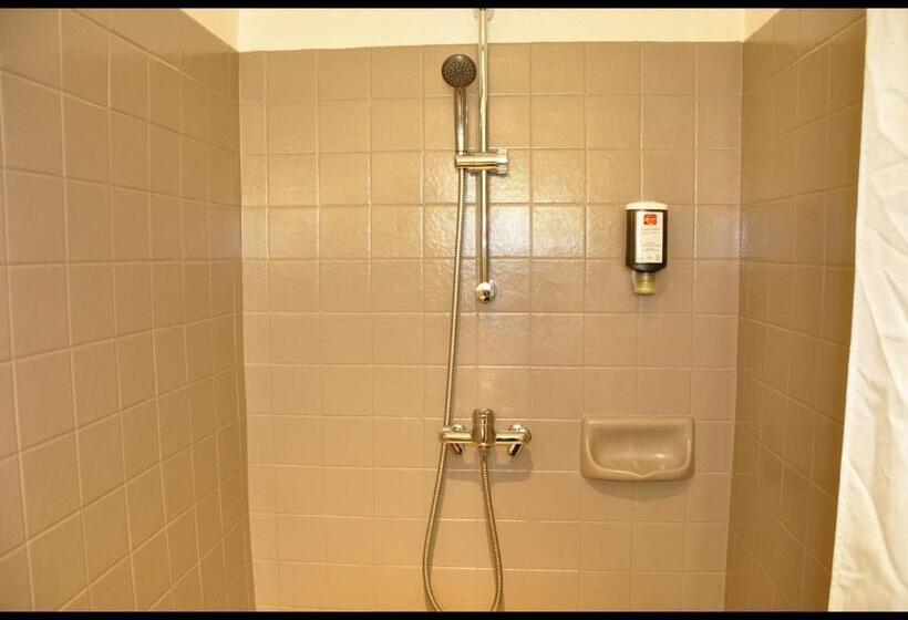 スタンダードトリプルルーム, Select