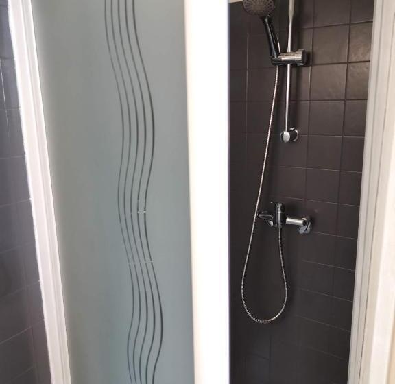 スタンダードルーム, Select