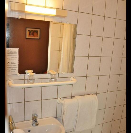 ファミリールーム, Select