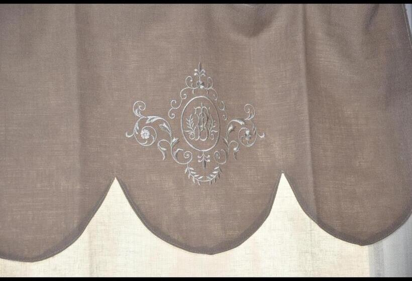 ファミリールーム, Select