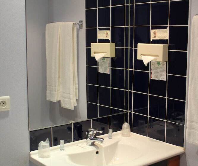 חדר סטנדרט, In Situ