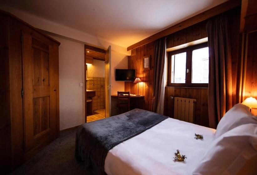 اتاق استاندارد یک نفره, La Savoyarde