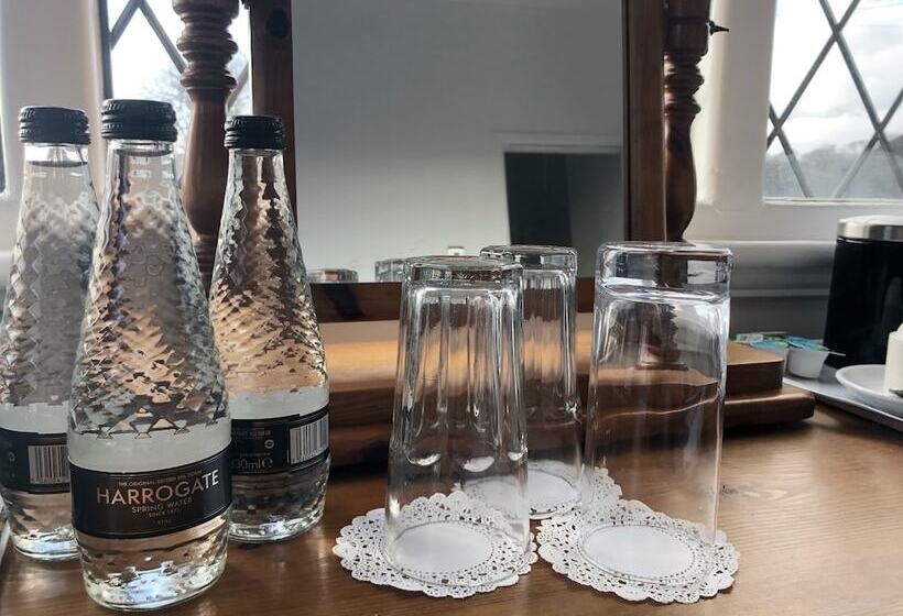 Номер Стандарт Трехместный, Millstone Country Inn