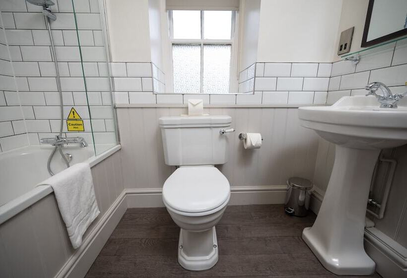 חדר משפחתי, Rockingham Arms By Greene King Inns