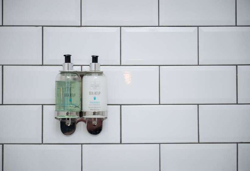 חדר סטנדרט, Rockingham Arms By Greene King Inns