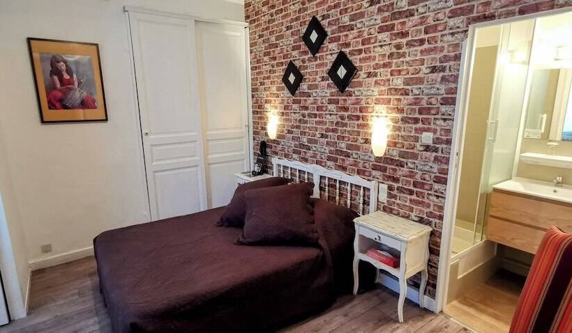 コンフォートルーム, Select