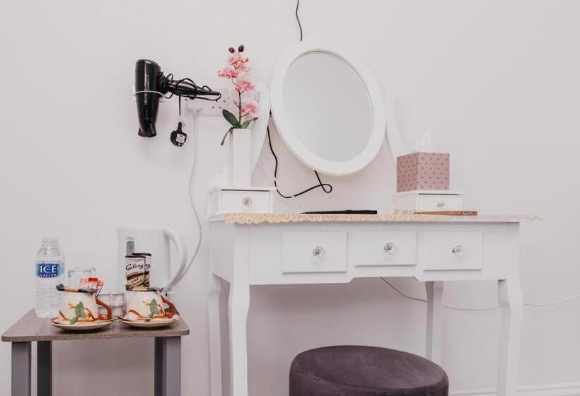 חדר סטנדרט, Sherwood