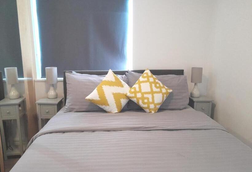 חדר סטודיו סטנדרד, Sherwood