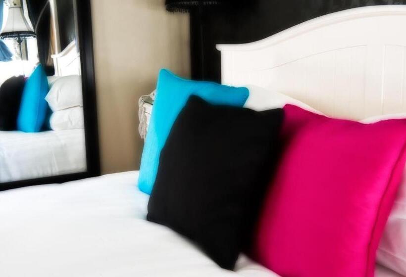 スタンダードルーム, The Grafton