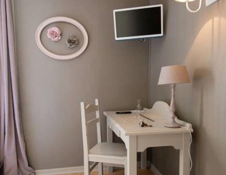 クラシックシングルルーム, The Originals Boutique, Hôtel De La Balance, Montbéliard