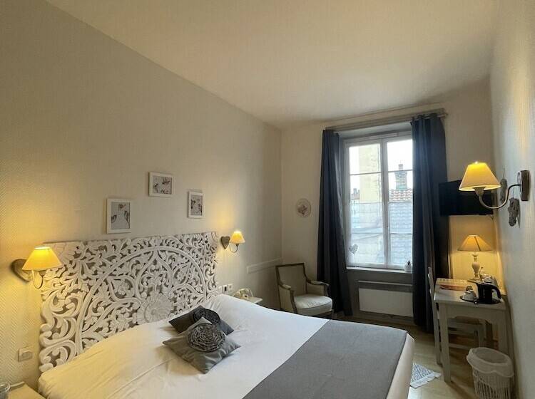 Номер Superior, The Originals Boutique, Hôtel De La Balance, Montbéliard