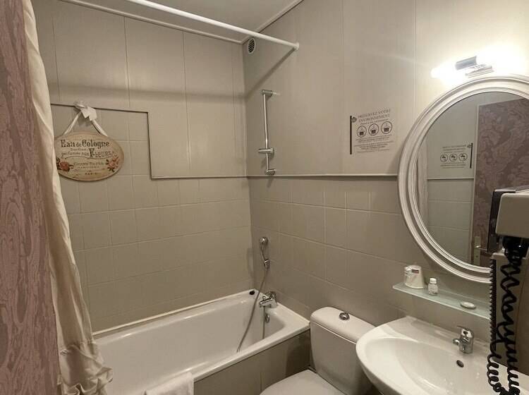 クラシックシングルルーム, The Originals Boutique, Hôtel De La Balance, Montbéliard