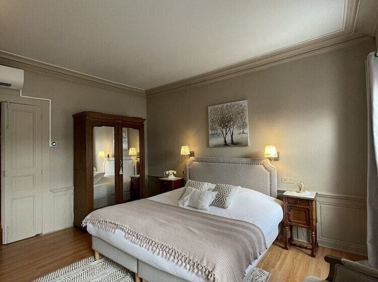 Номер Superior, The Originals Boutique, Hôtel De La Balance, Montbéliard
