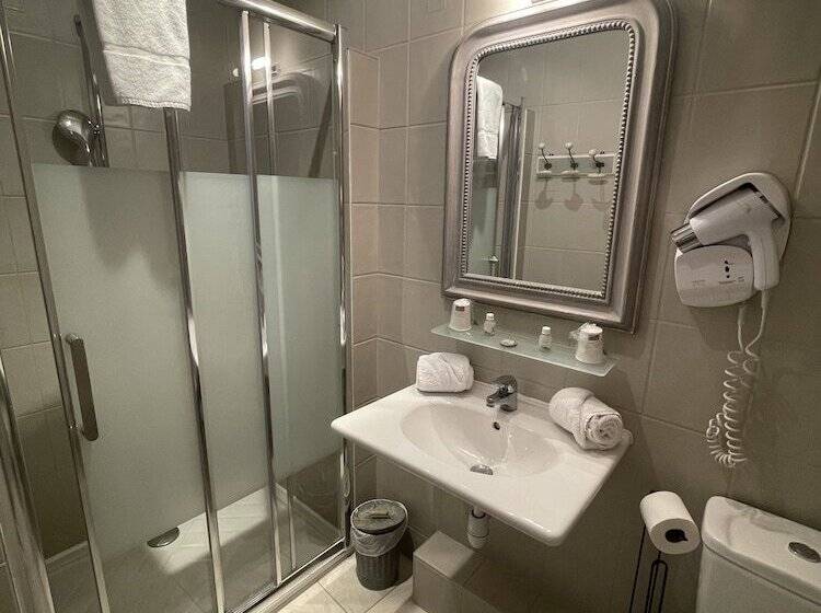 スーペリアールーム, The Originals Boutique, Hôtel De La Balance, Montbéliard