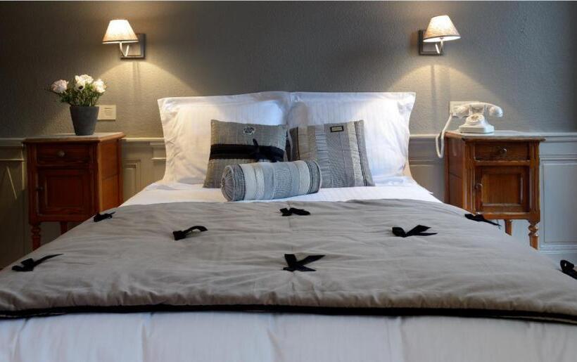 スーペリアールーム, The Originals Boutique, Hôtel De La Balance, Montbéliard