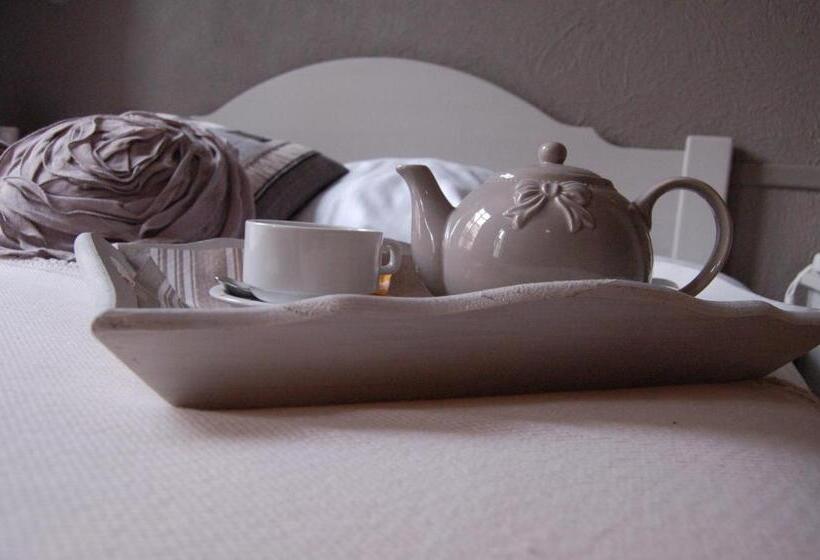 クラシックシングルルーム, The Originals Boutique, Hôtel De La Balance, Montbéliard