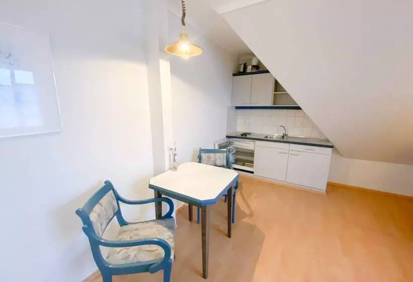 Monolocale Standard, Wikingerhof