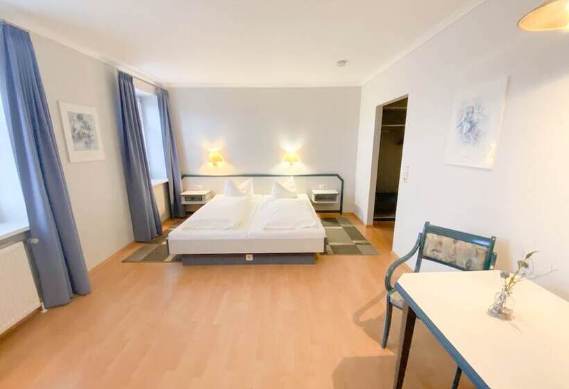 Студия Стандарт, Wikingerhof