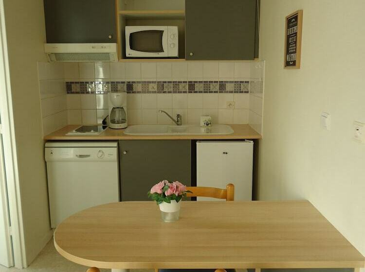 标准工作室, Residences De Bougainville