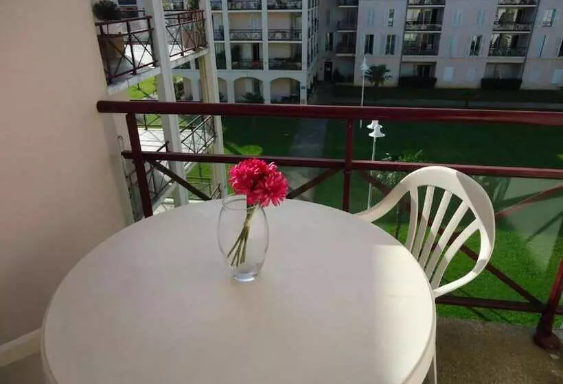１ベッドルームアパートメント, Residences De Bougainville