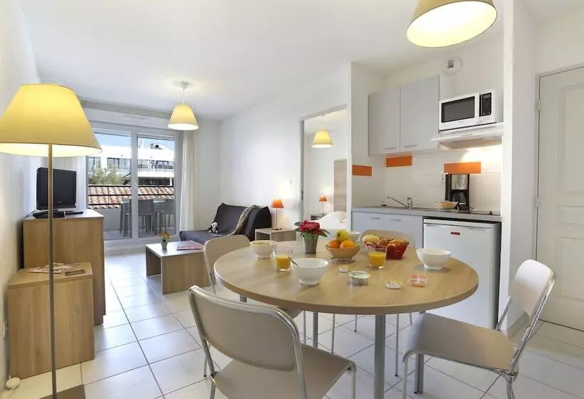 プールの見える１ベッドルームアパートメント, Vacanceole  Residence Cap Camargue