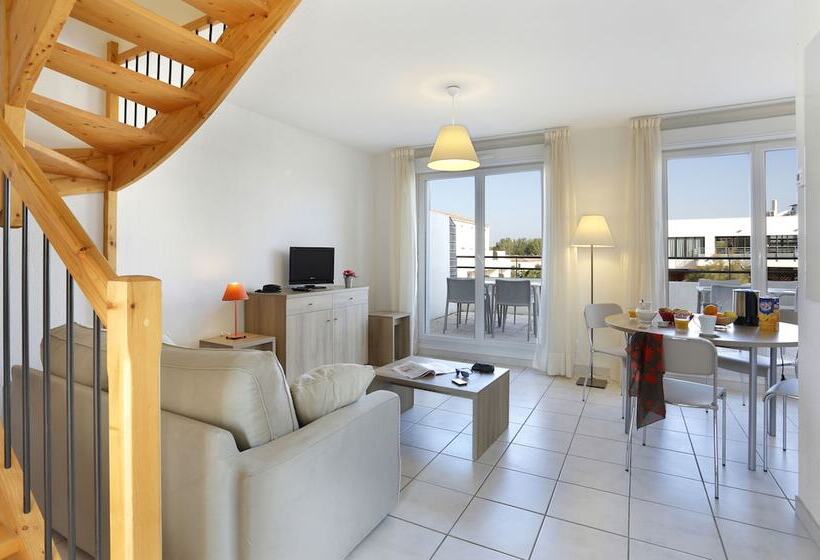 带泳池景观及2个卧室的公寓, Vacanceole  Residence Cap Camargue