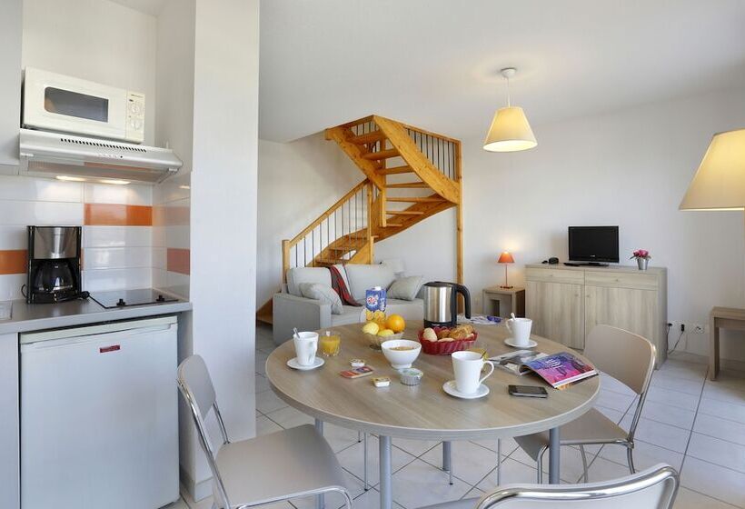 带泳池景观及2个卧室的公寓, Vacanceole  Residence Cap Camargue