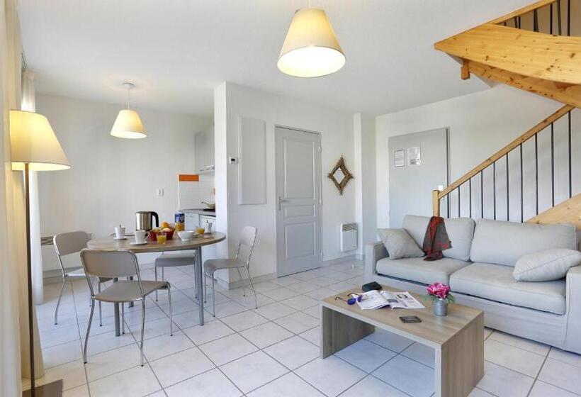 带泳池景观及2个卧室的公寓, Vacanceole  Residence Cap Camargue