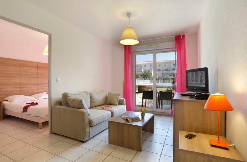 带1个卧室带泳池的公寓, Vacanceole  Residence Cap Camargue