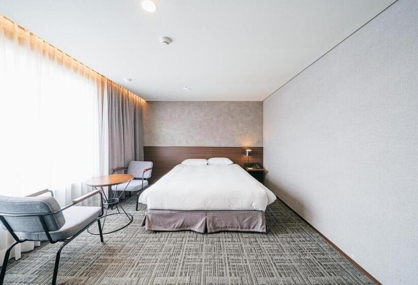 חדר סטנדרט, With City