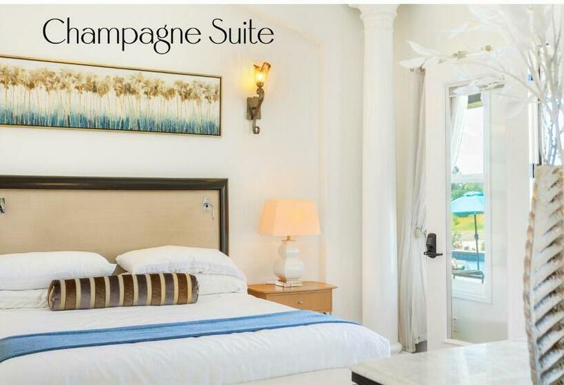 キングサイズベッドのスイートルーム, Gaia Inn & Spa  Adult Only  Temecula Wine Country