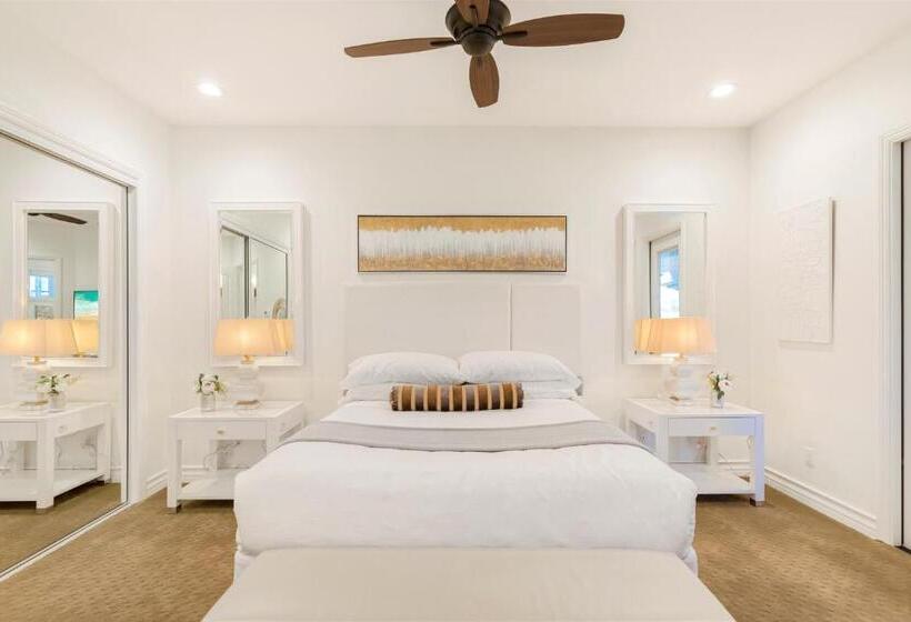 キングサイズベッドのスイートルーム, Gaia Inn & Spa  Adult Only  Temecula Wine Country