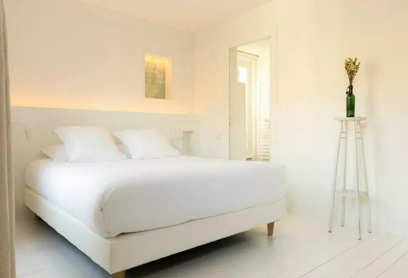 スタンダードルーム, ô Plum Art Chambres De Caractère